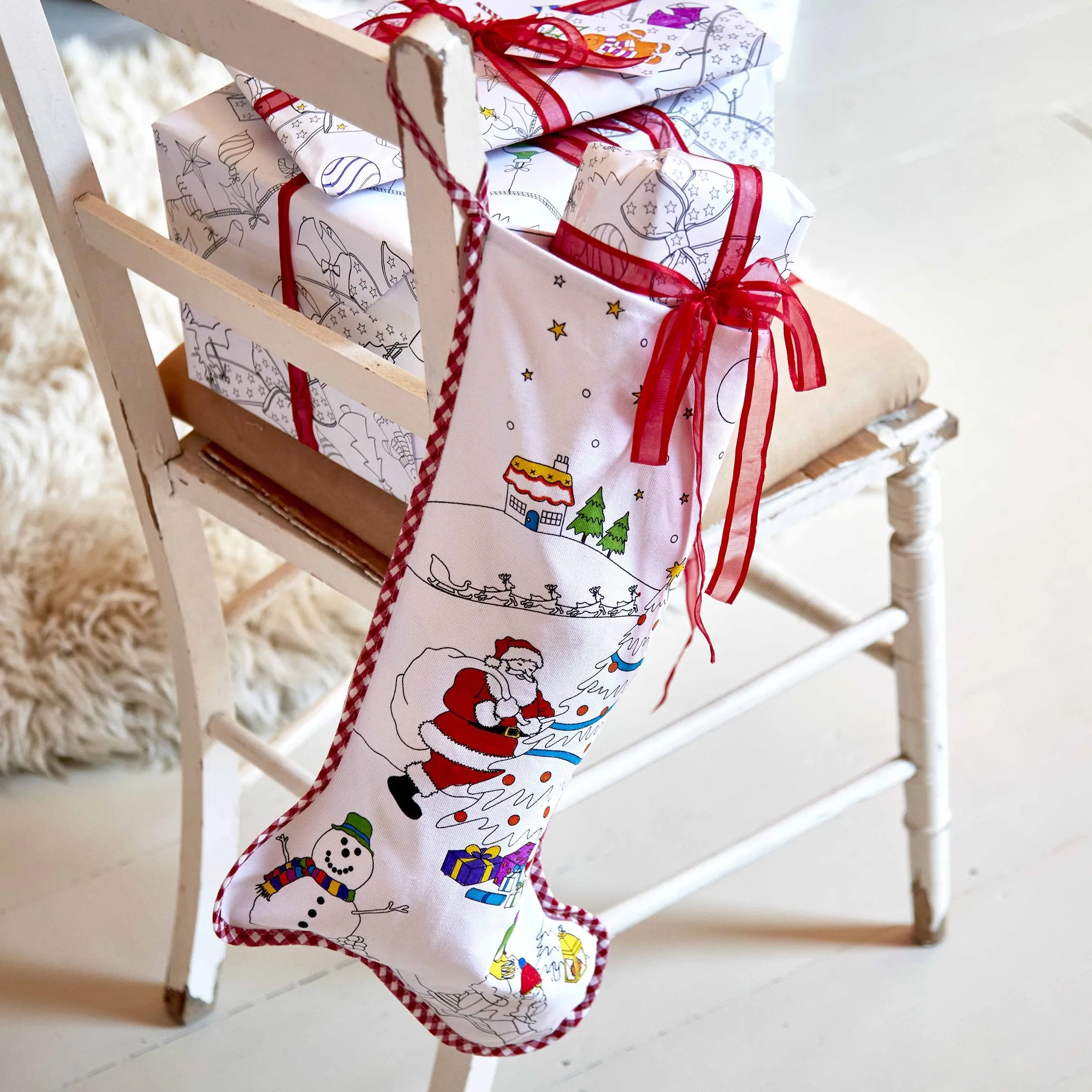 Colour-in Christmas Stocking (with pens)