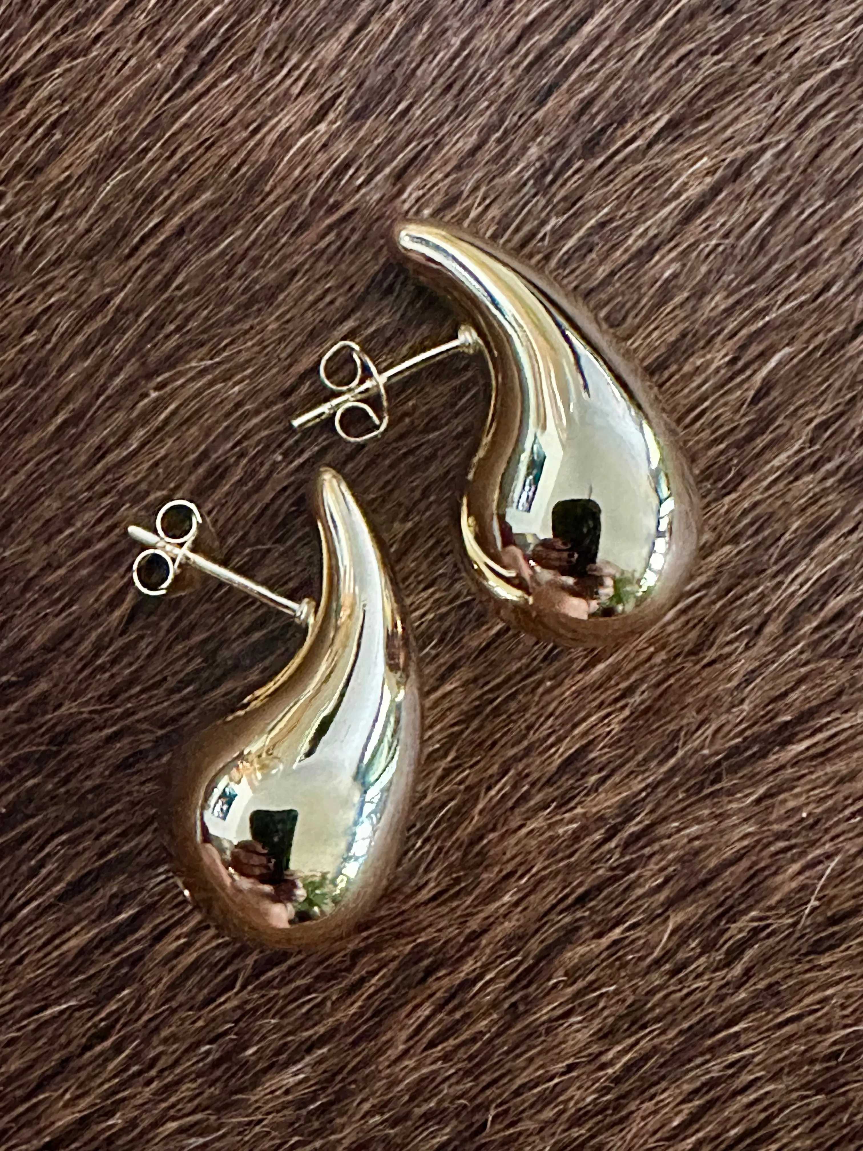 Gammie Gold Thick Teardrop Stud Earring